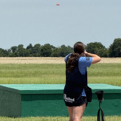 Kenzie Ploeger shoots at the state tournament 2025
